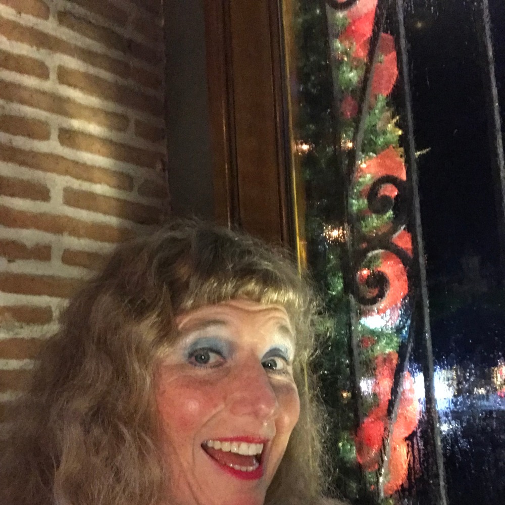 Meet your Posher, Tiffany